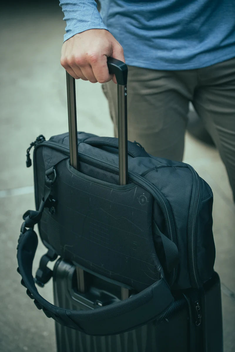 Vertx, plecak Gamut 18l Sling EDC/CCW Long Walks Pack X,  granatowy