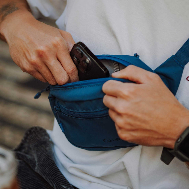 Lifeventure, Nerka podróżna Discovery z ochroną RFID, niebieska