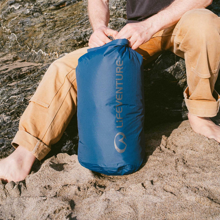 Lifeventure, Worek wodoszczelny Stormlight 15L, niebieski