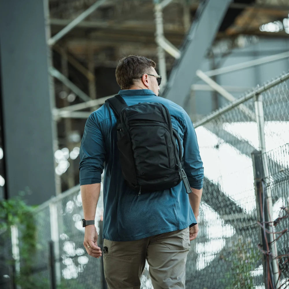 Vertx, plecak Gamut 18l Sling EDC/CCW Long Walks Pack X,  granatowy