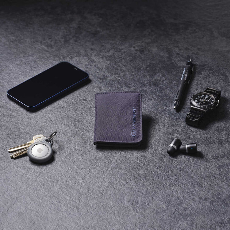Lifeventure, Etui na karty z ochroną RFID, niebieskie