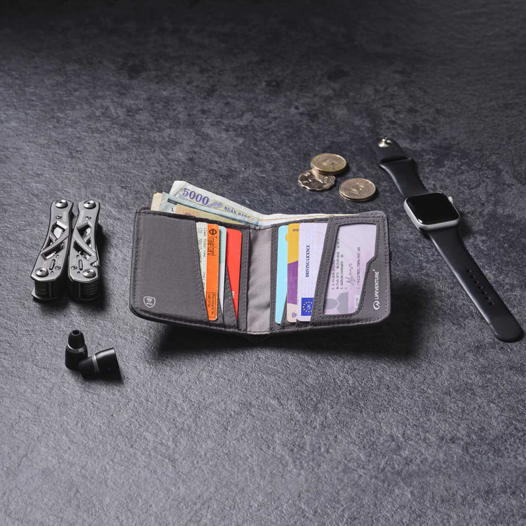 Lifeventure, Kompaktowy portfel z ochroną RFID, szary