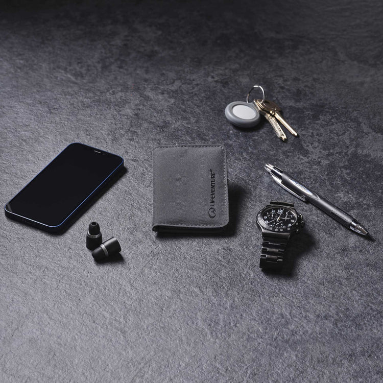 Lifeventure, Etui na karty z ochroną RFID, szare