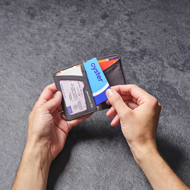 Lifeventure, Etui na karty z ochroną RFID, szare