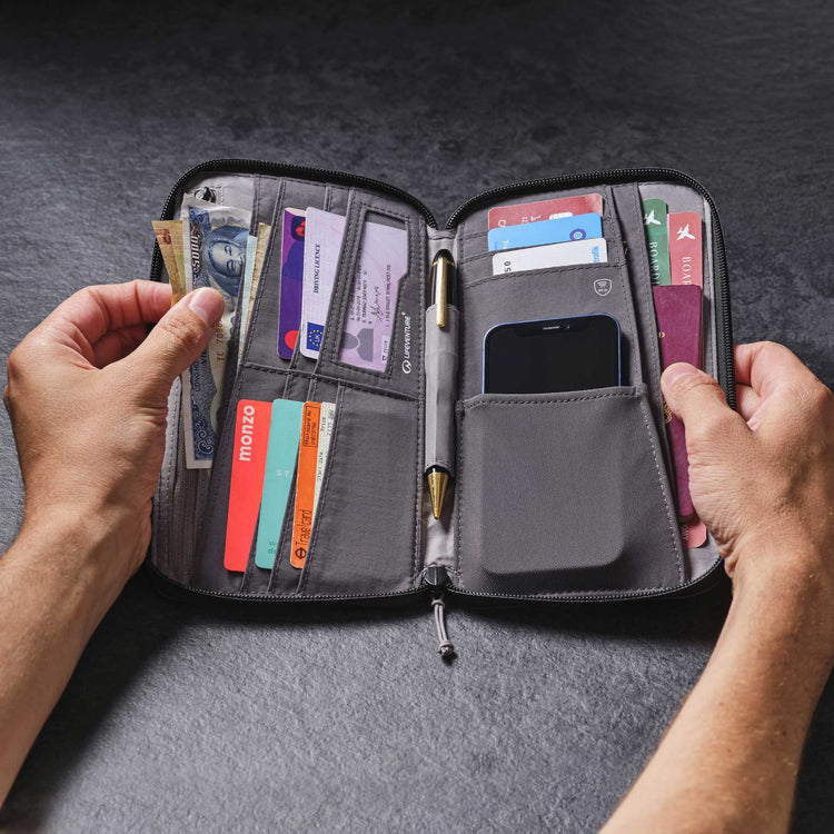 Lifeventure, Portfel podróżny z ochroną RFID, szary