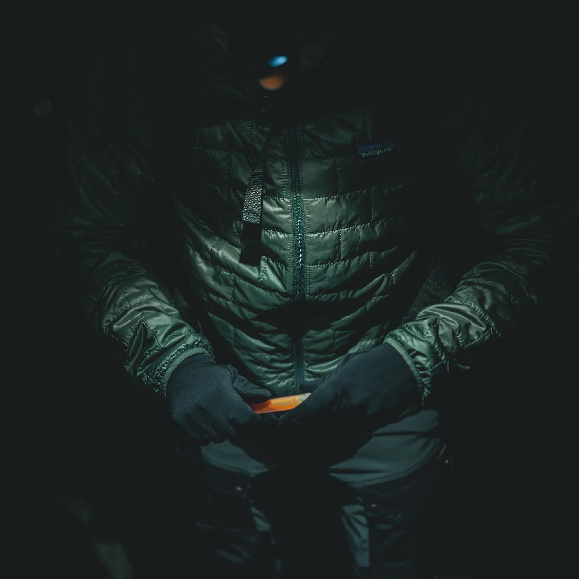 Lifesystems, 2 pałeczki świetlne 15H Glow Sticks do zastosowań outdoorowych, zielony/pomarańczowy