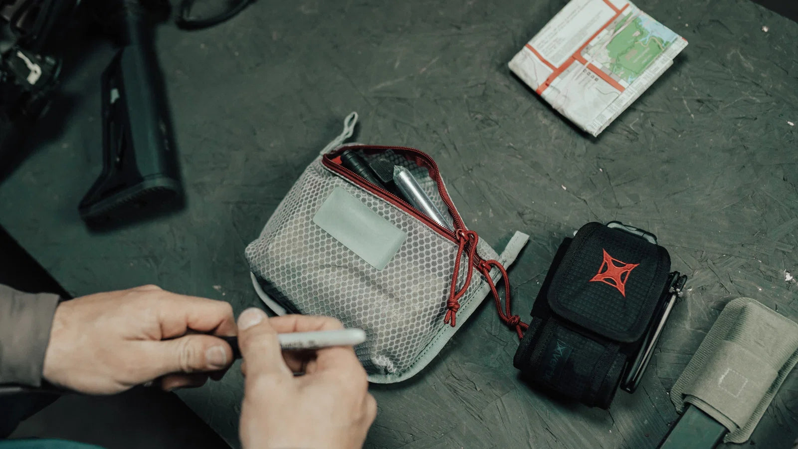 Vertx, kieszeń siatkowa Overflow Medium Mesh Pouches, szary